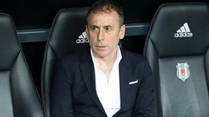 Beşiktaş, Abdullah Avcı ile yollarını ayırdı