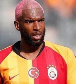 Ryan Babel, Instagram hesabından Galatasaray’ı sildi