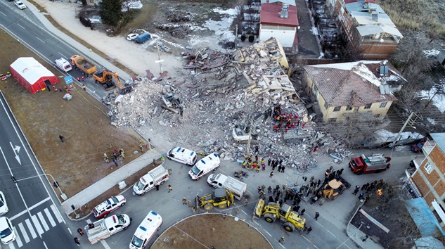  Elazığ depreminde ölenlerin sayıları artı!İsimleride açıklandı