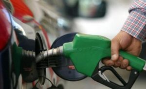 Benzine büyük zam! Pompa fiyatlarına yansıyacak