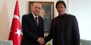 Pakistan Başbakanı İmran Han, Erdoğan’ın konuşmasına dikkat çekti