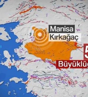 Manisa’da 5,2 büyüklüğünde bir deprem meydana geldi.