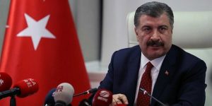 Bakan Fahrettin Koca bir kez daha uyardı: Evde kalın