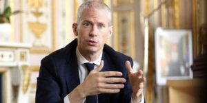 Fransız Bakan Franck Riester’in yeni tip koronavirüse yakalandığı açıklandı