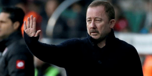 Beşiktaş’ta Sergen Yalçın, Oğuzhan Özyakup kararını açıkladı