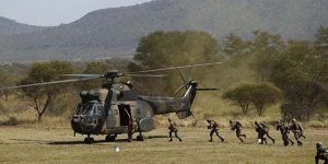Güney Afrika’da, sokağa çıkma yasağına uymayan 15 bin kişi gözaltında
