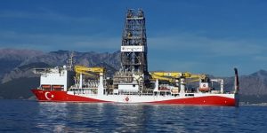 Karadeniz’de Hopa ve Sürmene açıklarında petrol emarelerine rastladık