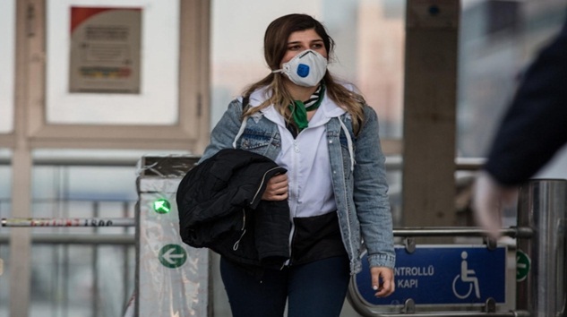  İstanbul’da toplu taşımada maskeli dönem başladı