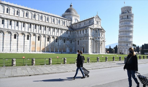  İtalya’da ölümler tavan yaptı: Can kaybı 15 bini çoktan aştı