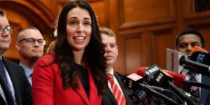 Yeni Zelanda liderinden yasağa uymayanlara tepki: Aptallar çıkışı