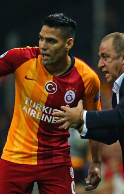 Annesinden Falcao’ya : övgü dolu  sözler O tanrının bir lütfu
