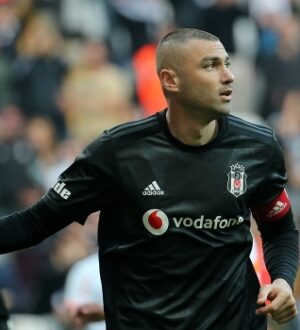 Beşiktaş’ın gölcü futbolcusu Burak Yılmaz sahur programına katıldı!