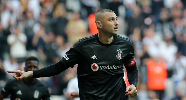  Beşiktaş’ın gölcü futbolcusu Burak Yılmaz sahur programına katıldı!