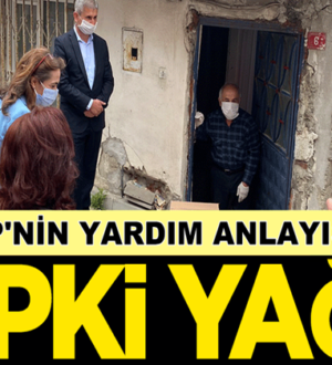 CHP’nin yardım anlayışı! Bir koliyi 8 kişi teslim ettiler