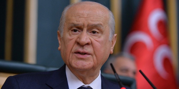  Devlet Bahçeli’den çok sert ifadeler: Her kim darbeyi aklından geçiriyorsa