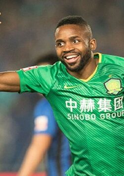 Galatasaray, Bursaspor’un eski futbolcusu Bakambu için devreye girdi