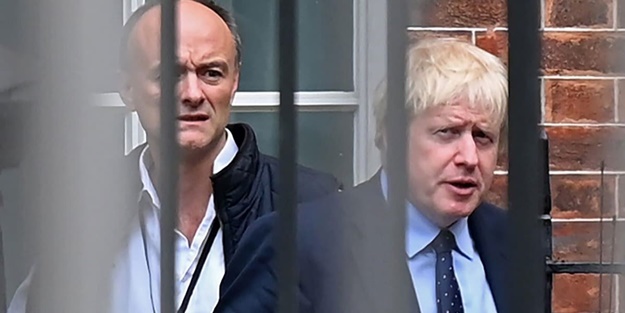  İngiltere Başbakanı Boris Johnson’a danışman tepkisi