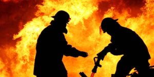 Kiev’de Koronavirüs hastalarının tedavi edildiği hastane ateşe verildi