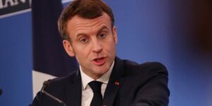 Emanuel Macron’a,  Saint-Prot’tan Nato’dan ne işiniz var sorusu