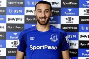 Fenerbahçe milli yıldız Everton’lu Cenk Tosun için kolları sıvadı