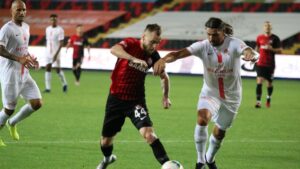 Gaziantep FK Antalyaspor ile sahasında berabere kaldı