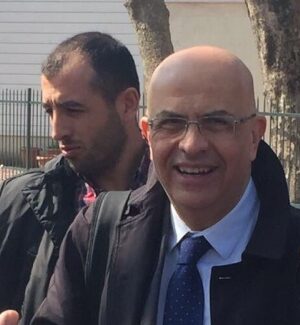 Milletvekilliği düşürülen CHP’li Enis Berberoğlu evinden gözaltına alındı