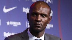 Barcelona  Eric Abidal’ın, görevine son verildiğini açıkladı