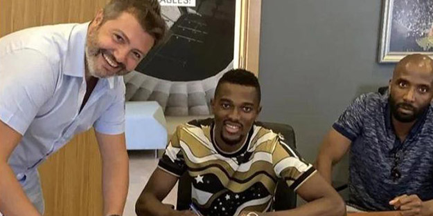  Beşiktaş Bernard Mensah transferini 19.05’te açıkladı