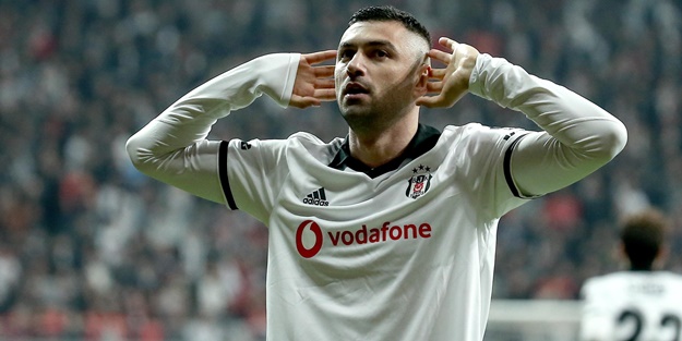  Burak Yılmaz’dan Twitter’da Adana Demirspor paylaşımı!