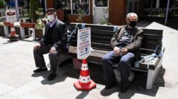 Bursa’da Koronavirüs kapsamında 65 yaş üstü kısıtlaması iptal edildi