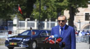 Cumhurbaşkanı Erdoğan: Türk ekonomisi tırmanışta göremeyenler var