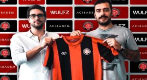 Fatih Karagümrük, İtalya’dan Emiliano Viviano’yu kadrosuna kattı