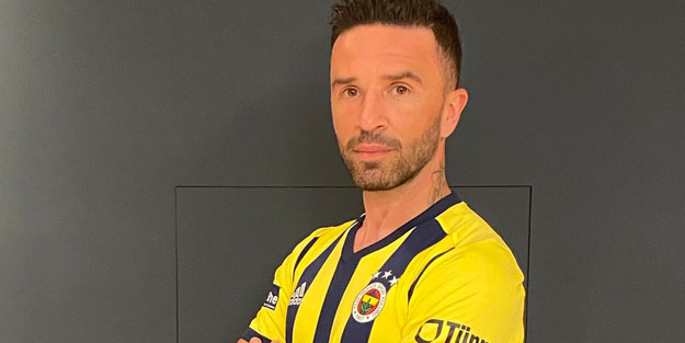  Gökhan Gönül resmen Fenerbahçe’de! İşte ilk açıklama