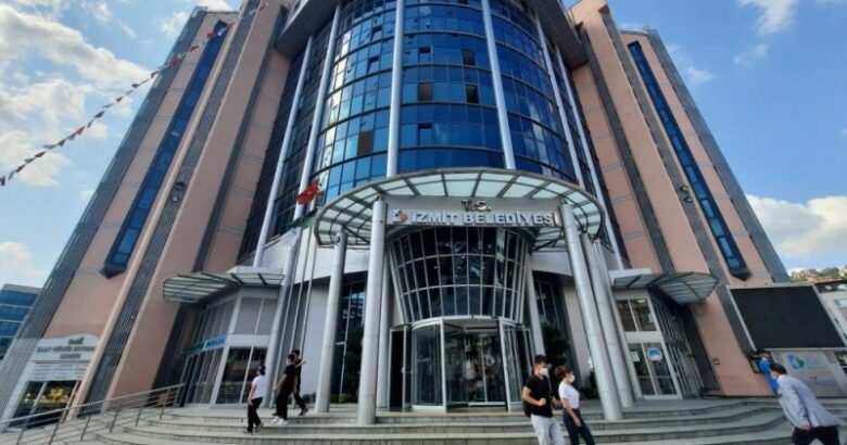  CHP’li İzmit Belediyesi taşınmaz mülklerini satışa çıkardı