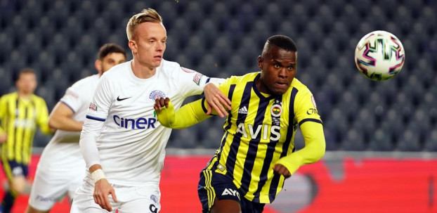  Fenerbahçe Kadıköy’de Türkiye Kupasında Kasımpaşa’yı tek golle geçti
