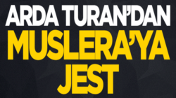 Galatasaray’da Arda Turan’dan Muslera’ya jest!