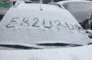 Meteorolojiden Erzincan ve Erzurum  için kuvvetli kar yağışı uyarısı