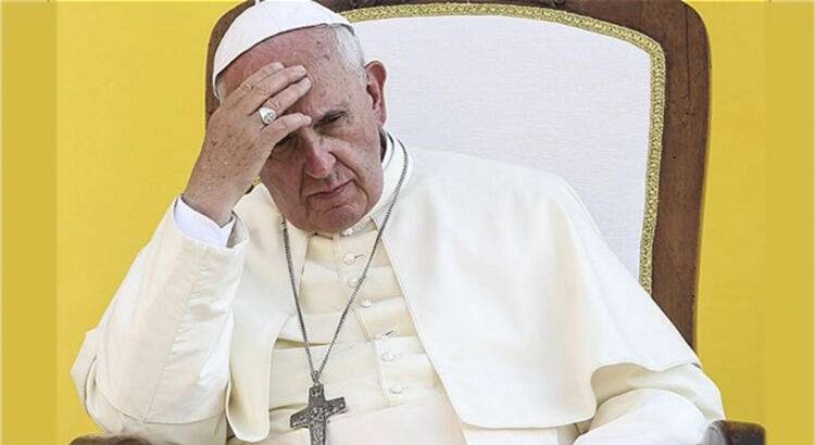  Papa Francis’in özel doktoru koronavirüsten yaşamını yitirdi