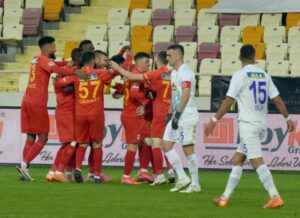 Yeni Malatyaspor sahasında Çaykur Rizespor’u farklı yendi