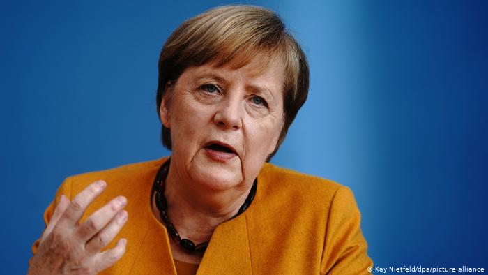  Almanya Başbakanı Angela Merkel’den ırkçılık açıklaması