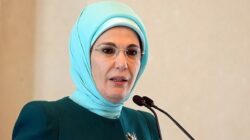 Doğan Cüceloğlu’nun ölümü ile ilgili Emine Erdoğan’dan açıklama