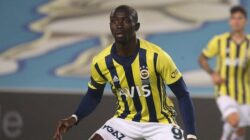 Fenerbahçe’li Papiss Cisse Bayern Münih beni resmen istedi