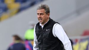 Yeni Malatyaspor Hamza Hamzaoğlu ile yollarını ayırdıklarını açıkladı