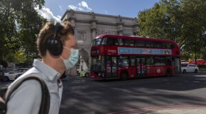 İngiltere’de koronavirüsten can kaybı 125 bin 464’e ulaştı