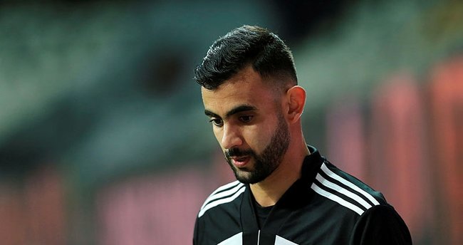  Rachid Ghezzal, Cezayir-Zambia karşılaşmasında sakatlık geçirdi