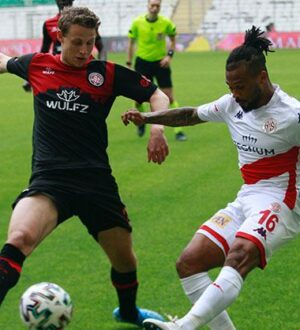 Antalyaspor Fatih Karagümrük deplasmanında son anda puanı kaptı