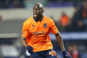 Medipol Başakşehir Demba Ba ile yollarını ayırdı