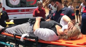 Adıyaman’da HDP’li eski vekil aracıyla kaza yaptı