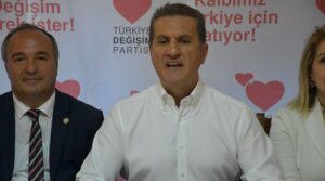 Türkiye Değişim Partisi Lideri Mustafa Sarıgül Malatya’da partililere seslendi